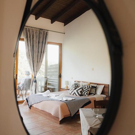 Lefteris Rooms Kámbos Esterno foto