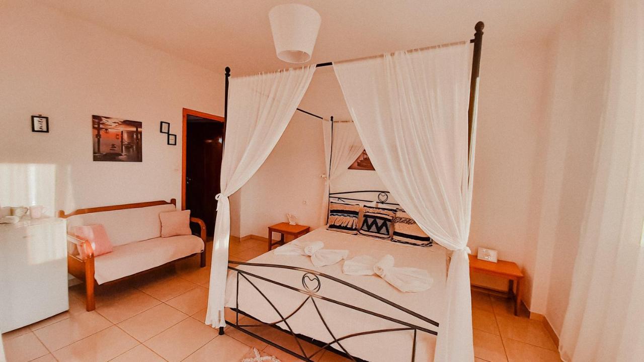 Lefteris Rooms Kámbos Esterno foto