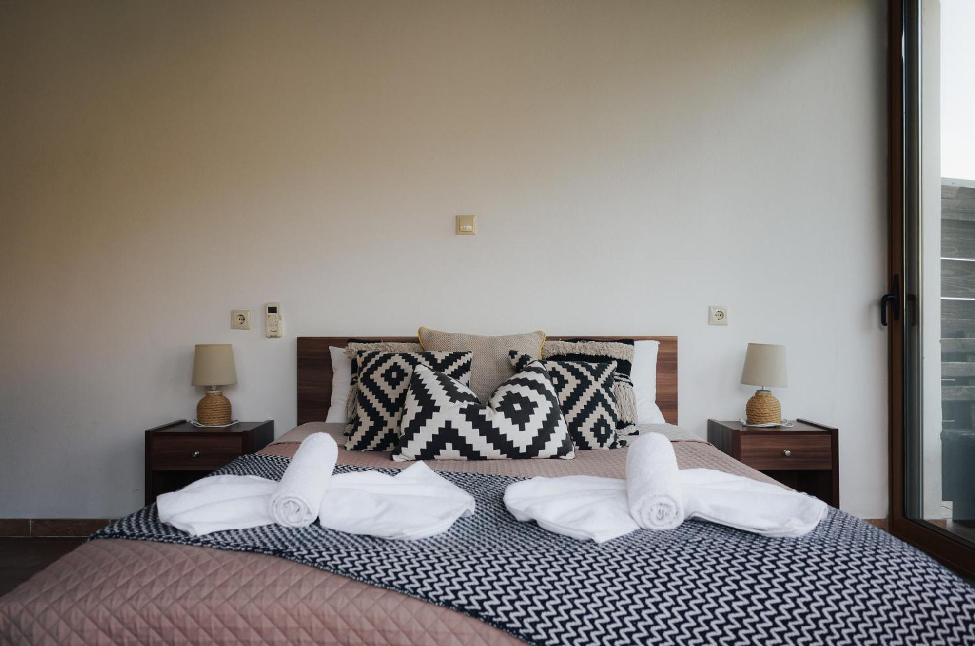 Lefteris Rooms Kámbos Esterno foto