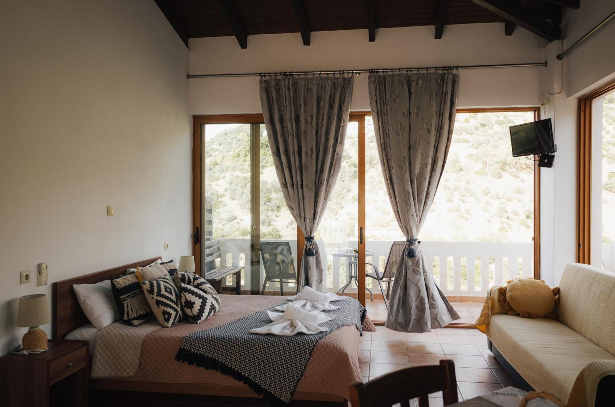 Lefteris Rooms Kámbos Esterno foto