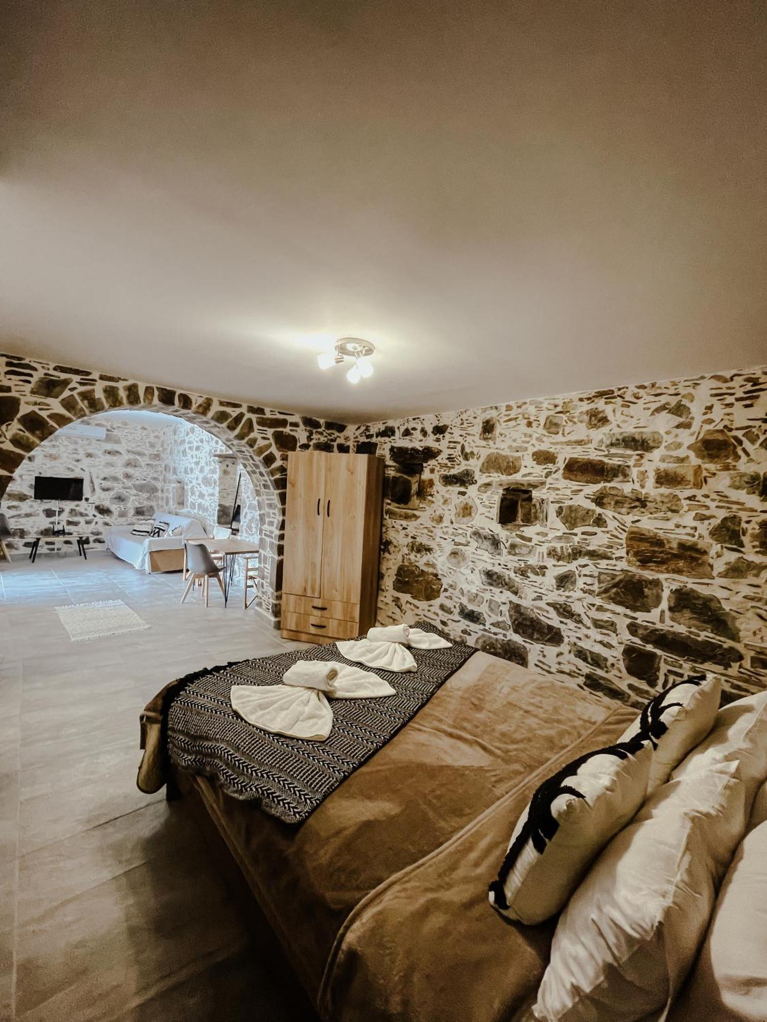 Lefteris Rooms Kámbos Esterno foto